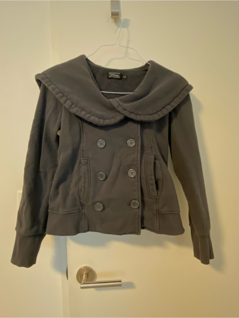 Double-Breasted Cropped Gray Jacket with Oversized Sailor Collar